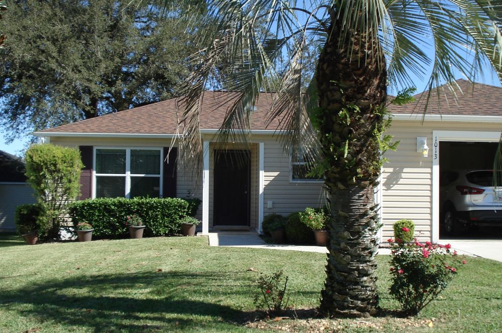 Rent From A Villager Rental Homes in The Villages Florida Advertise