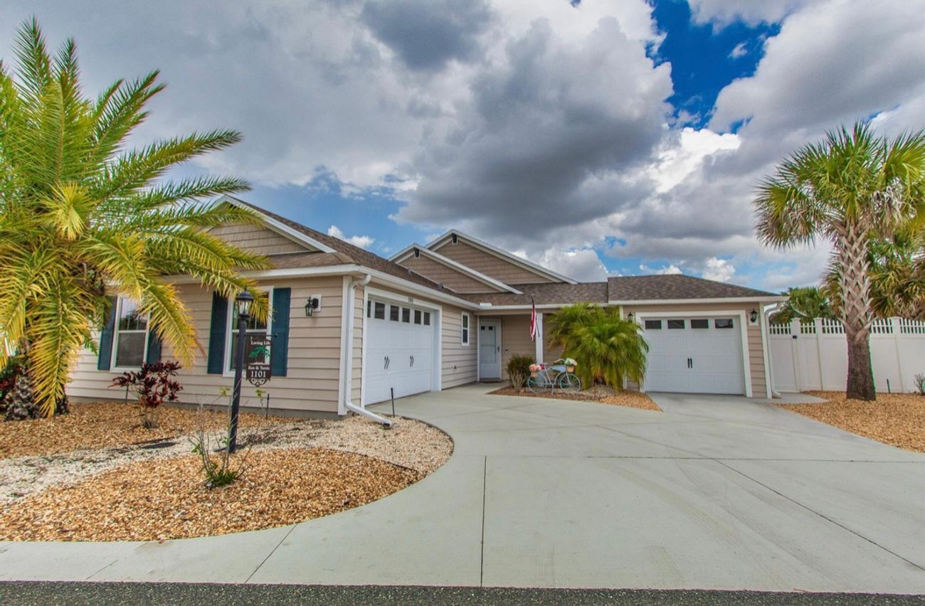 Rent From A Villager Rental Homes in The Villages Florida Advertise